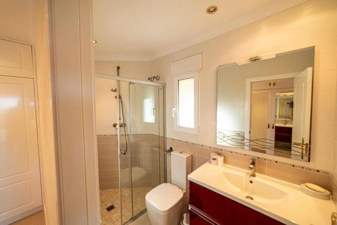 Luxury villa with sea view in Denia - Foto 37