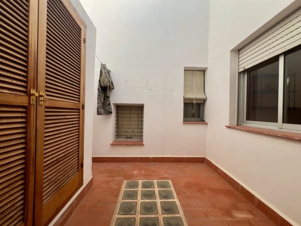 Magnífica casa con garaje para varios vehículos - Foto 38