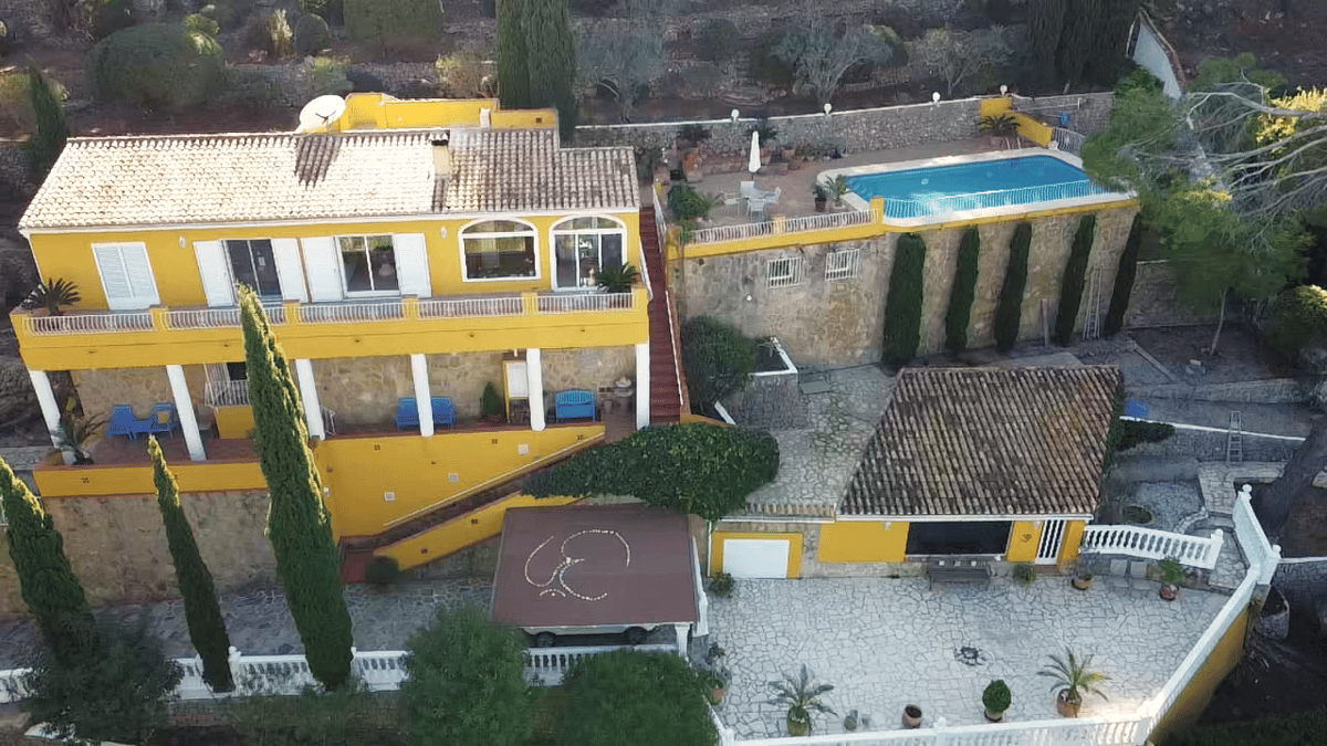 Villa
             for sale in Orba Valley - Foto 10