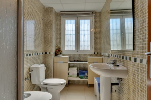 Fünfzimmerwohnung mit großem Garten in einer privilegierten Lage in Jávea. - Foto 26