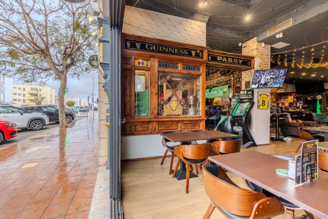 Pub for sale in prime Arenal location in Javea - Foto 4
