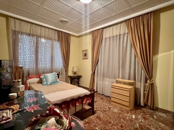 CHALET CON PISCINA, PARKING Y NAVE INDUSTRIAL EN VENTA - Foto 23
