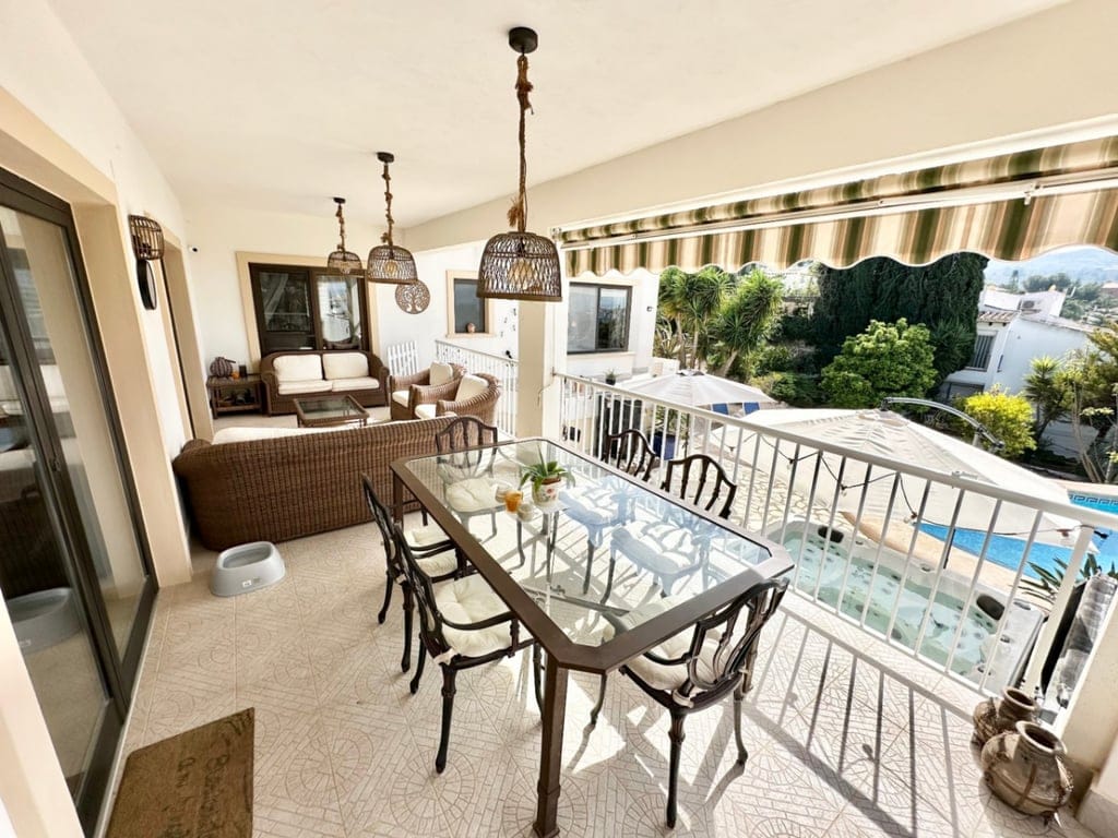 Uw oase in Monte Pego: chalet met een groot perceel, zwembad en volledige privacy - Foto 7