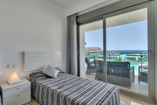 Apartamento en privilegia ubicacion con impresionantes vistas mar - Foto 27