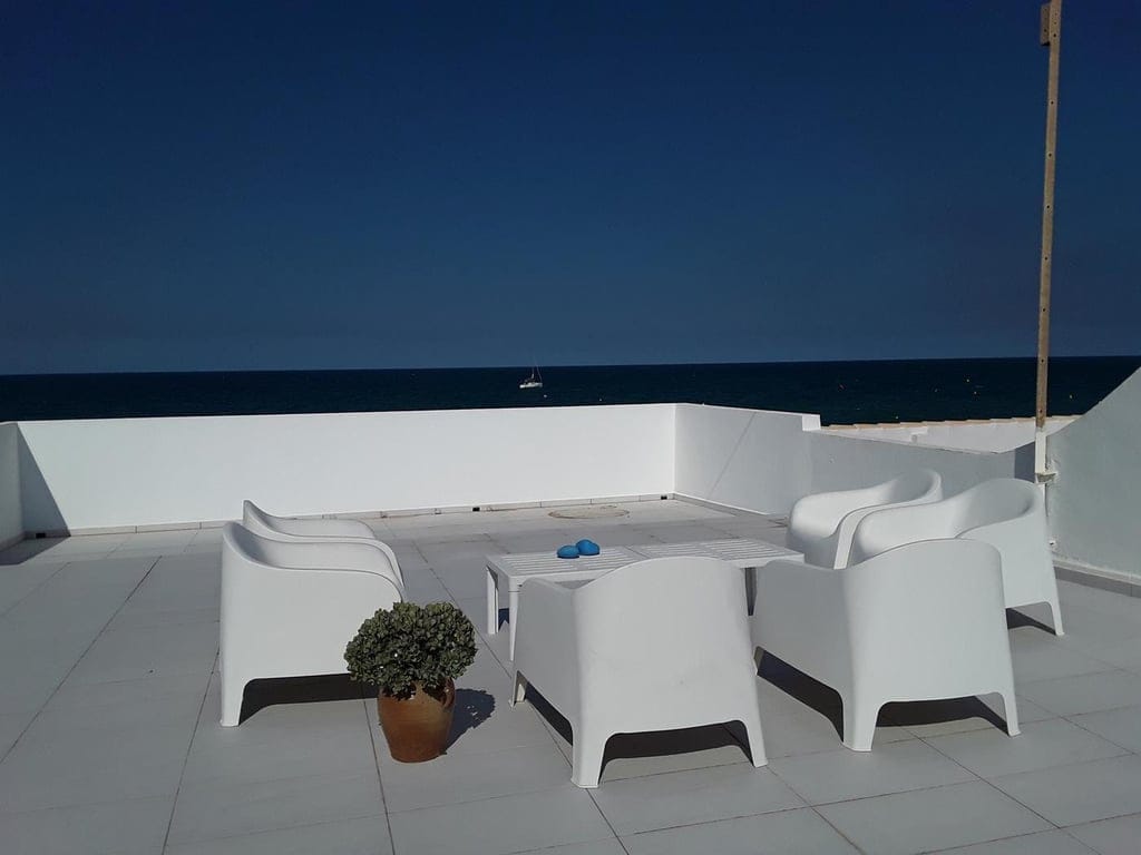 Beachfront villa/townhouse in Denia - Foto 2