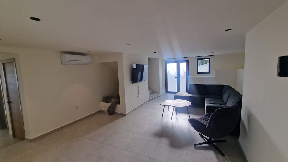 ULTIMATE LUXURY VILLA: 6-BEDROOM, CUMBRE DEL SOL RETREAT | BREATHTAKING PANORAMIC SEA VIEWS | TURNKEY & SUSTAINABLE - Foto 40