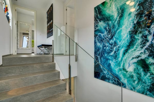 ¡Espectacular villa (2023) con privacidad y materiales de alta calidad! - Foto 36