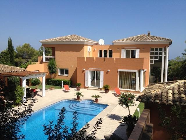 Luxury chalet for sale in La Sella golf