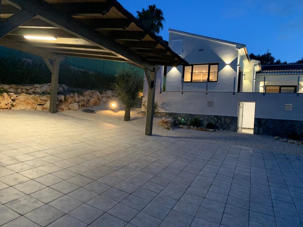 Villa de lujo moderna en Jávea | Impresionantes vistas al Montgó y vida en una sola planta - Foto 10