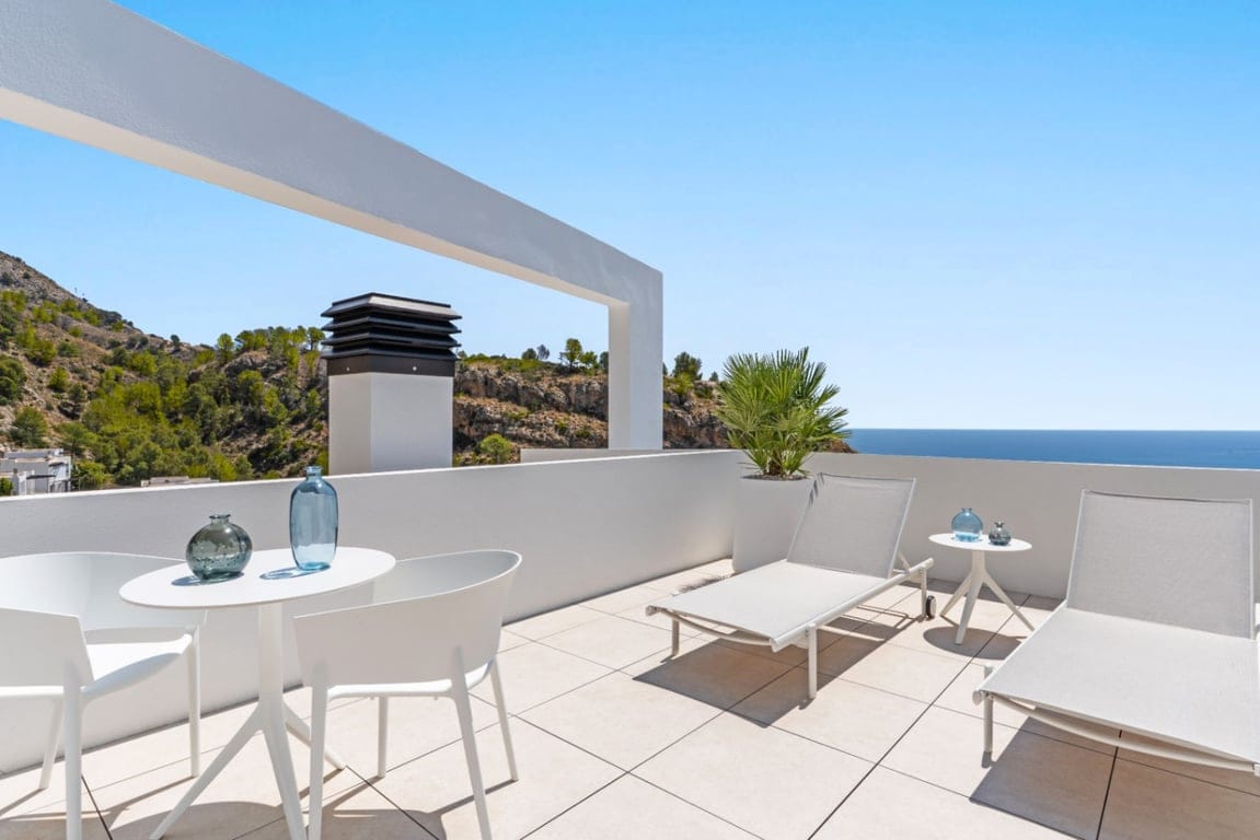 BLANC-19: Luxury Villa in Altea Ready to Move In | 4 Floors, Triple Garage, and Panoramic Views - Foto 3