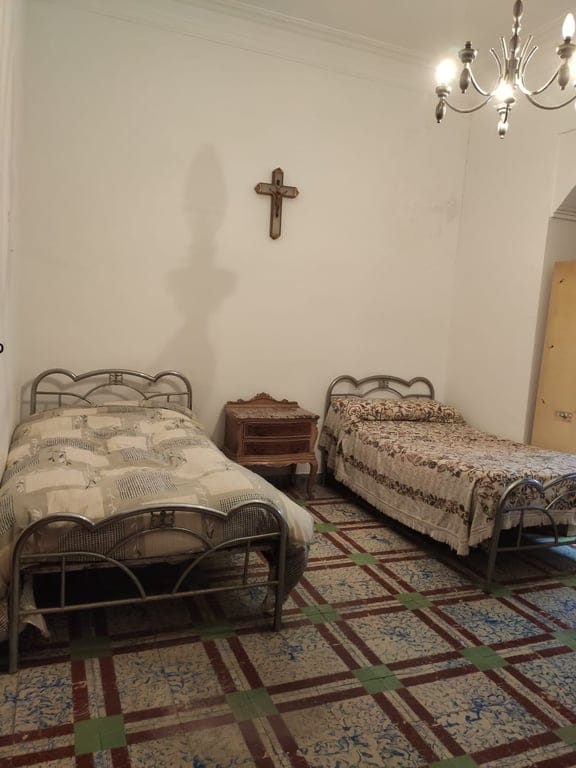 Unique Opportunity: Large Traditional Village House in Central Pedreguer - Foto 9