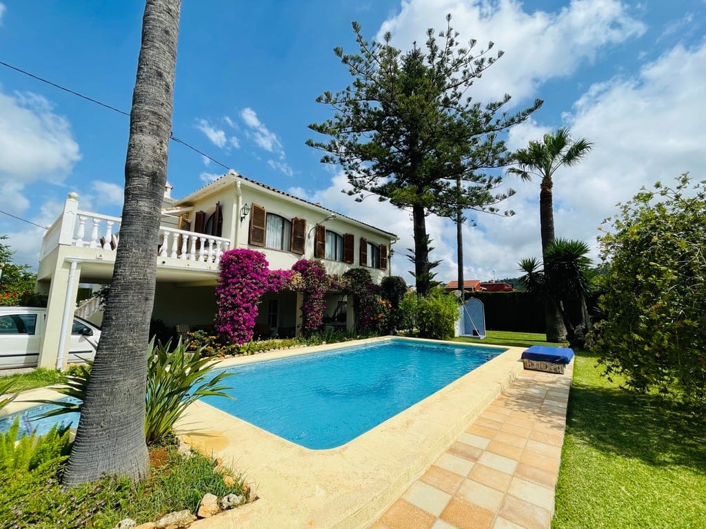 Pedreguer. Spacious country house with pool for sale - Foto 58