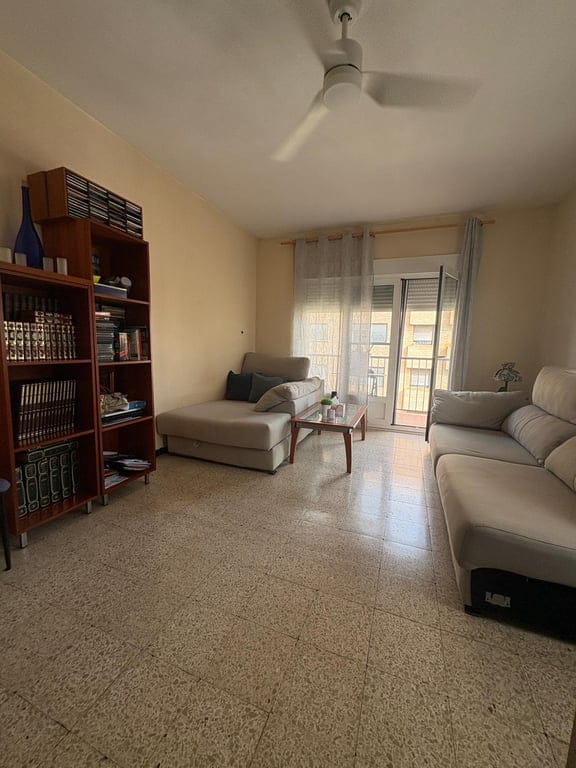Piso con gran potencial en la entrada de Dénia - Foto 8