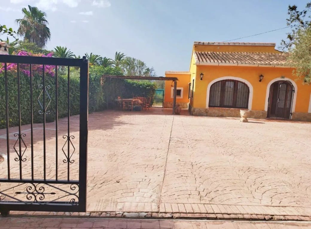 Möglichkeit: Einfache Rustikale Finca in der Nähe des Arenal in Jávea | 4 Schlafzimmer, 1.500 m² Grundstück | Nur 519.000 €! - Foto 9