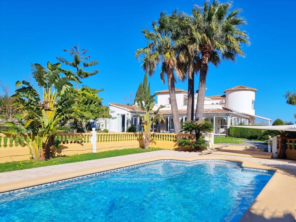 Estilo de vida mediterráneo en su máxima expresión – Exclusiva finca en el campo de golf La Sella - Foto 20
