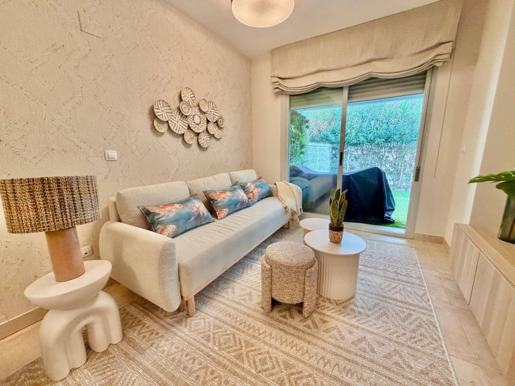 Renovated 1-bedroom apartment in Denia with a communal pool. - Foto 5