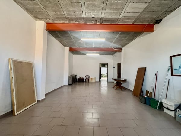 Magnífica casa con garaje para varios vehículos - Foto 28