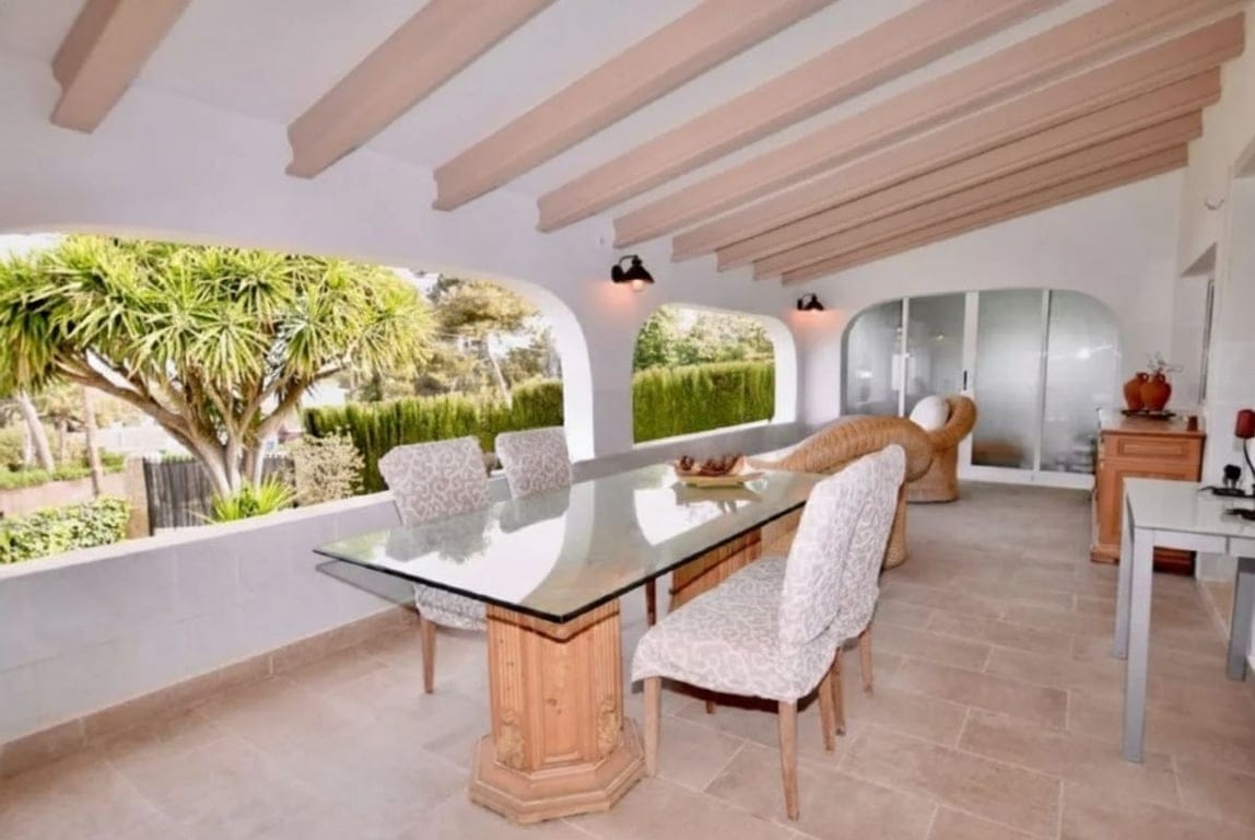 VILLA PRESTIGIOSA EN JÁVEA: VISTAS AL MAR, APARTAMENTO PRIVADO, ENERGÍA SOLAR Y LUJO DE SPA - Foto 2
