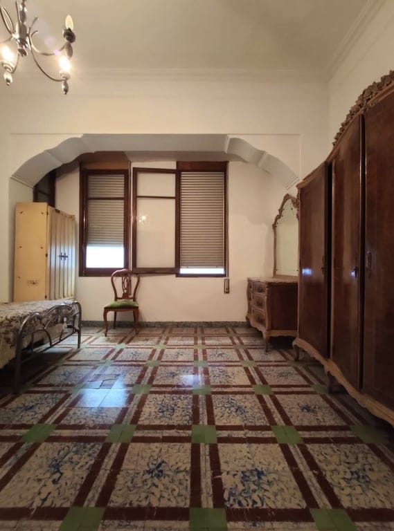 Unique Opportunity: Large Traditional Village House in Central Pedreguer - Foto 10