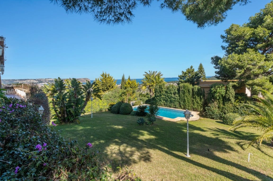 Stunning villa with amazing sea views in the El Tosalet urbanization. - Foto 48