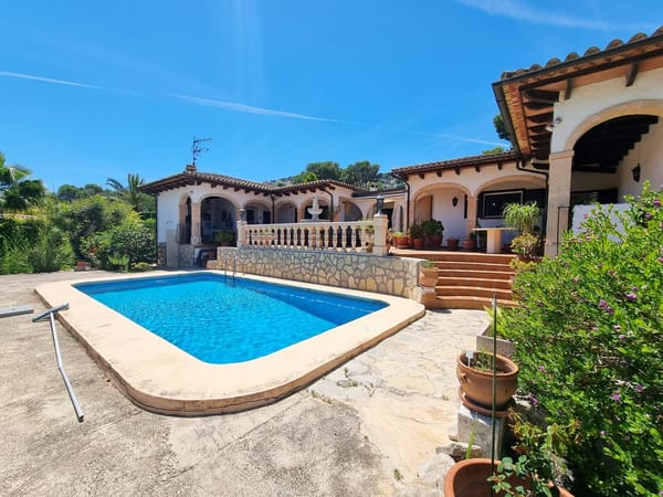 Charmante Villa mit Pool, Garage und zusätzlichem Baugrundstück in La Sella - Foto 16