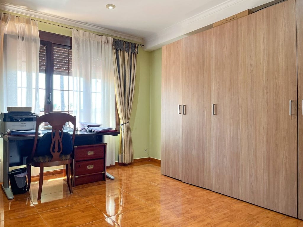 House for sale in Dénia with an active restaurant license in Las Marinas, 500 m from the sea. - Foto 8