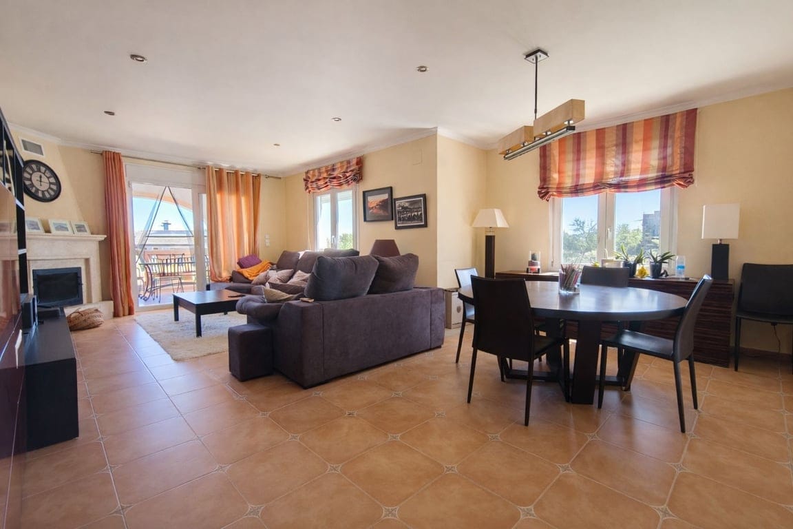 Villa de 3 dormitorios, apartamento de invitados y vistas al mar en el Montgó, Dénia - Foto 9