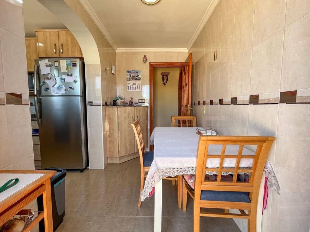 House for sale in Dénia with an active restaurant license in Las Marinas, 500 m from the sea. - Foto 15