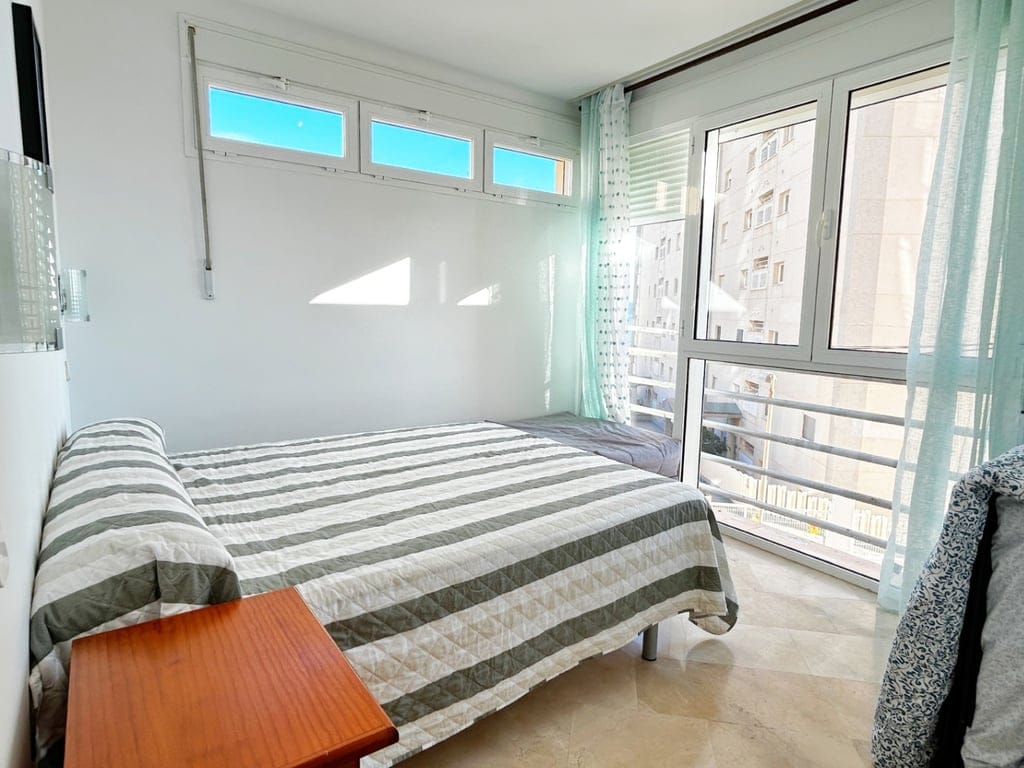 Exclusive apartment for sale on the front line of La Fossa beach in Calpe with incredible sea views. - Foto 6