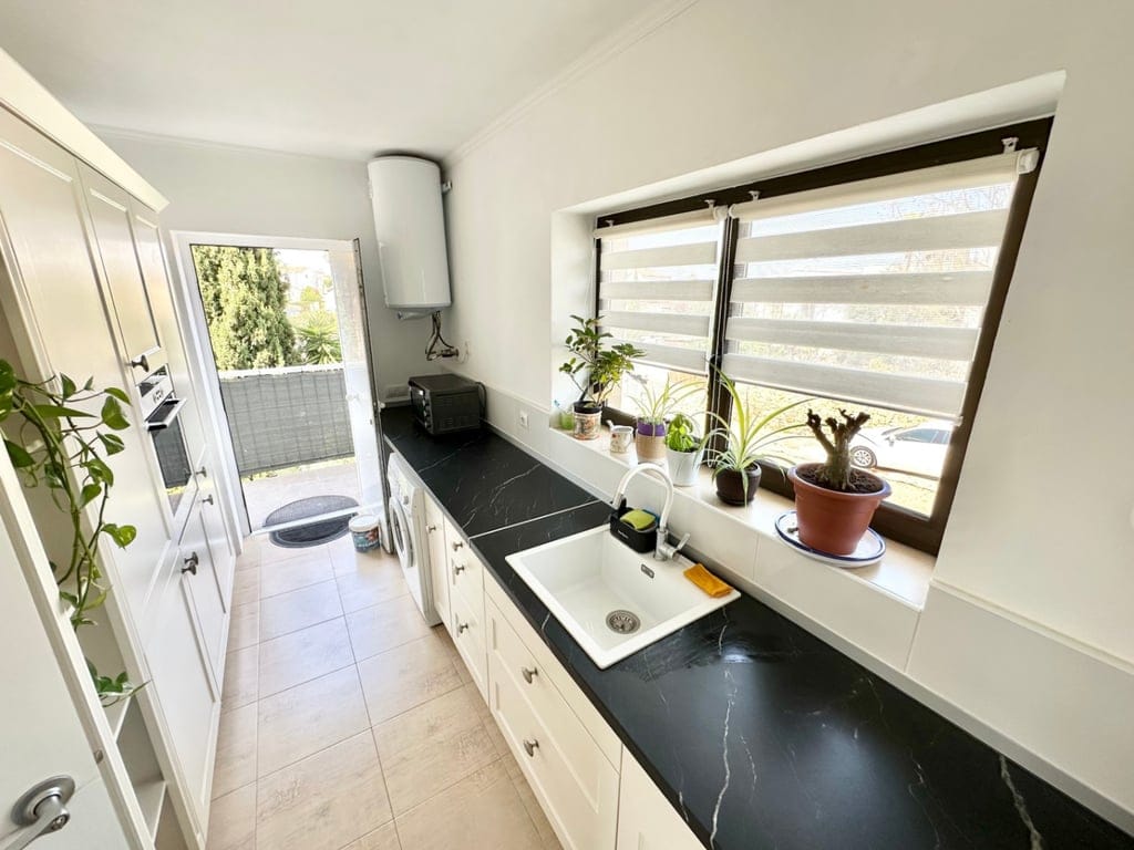 Uw oase in Monte Pego: chalet met een groot perceel, zwembad en volledige privacy - Foto 15