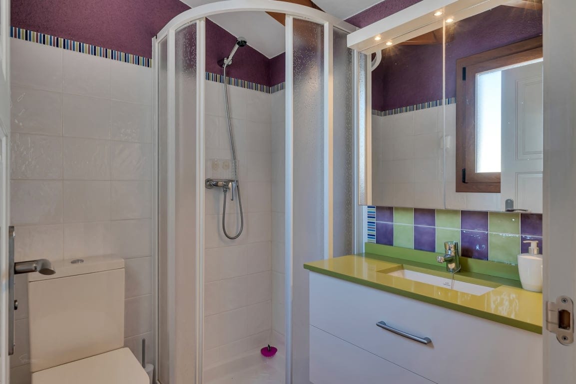 Exklusives Reihenhaus in Jávea, 500 m vom Meer entfernt, mit 4 Schlafzimmern und Gemeinschaftspool. - Foto 27