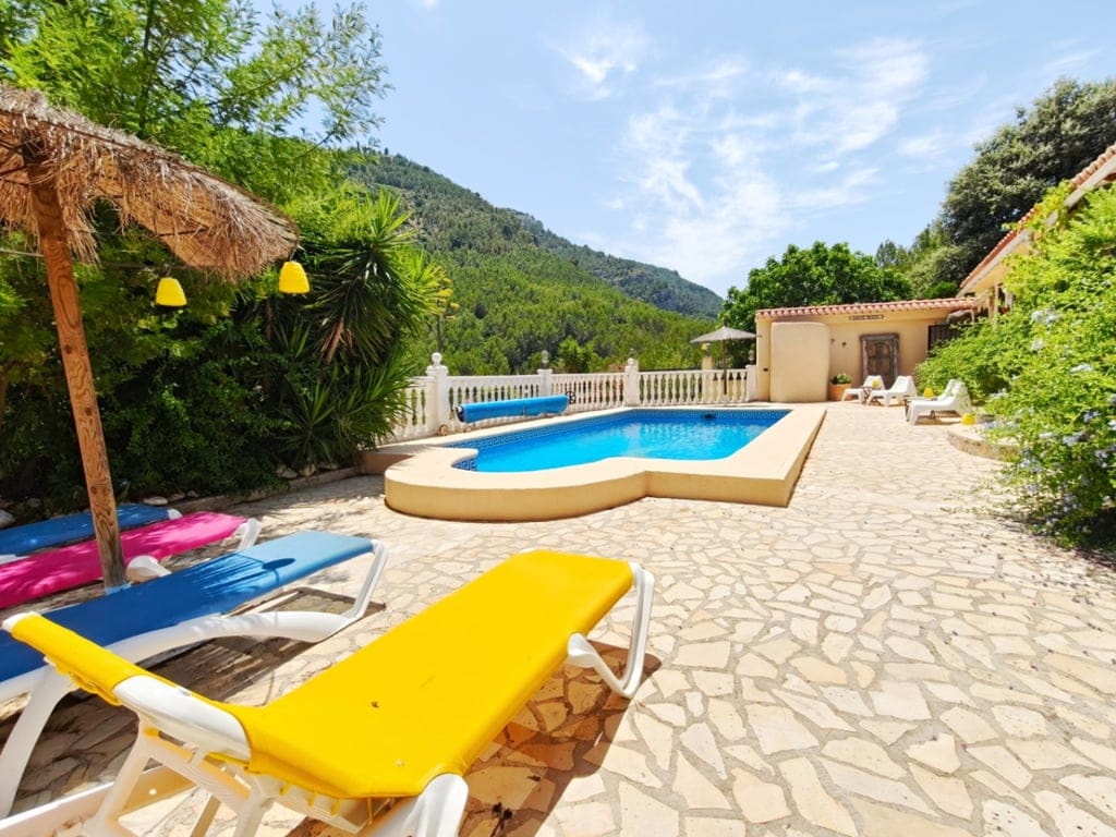Farm in Castell de Castells for sale with 5 bedrooms, pool, and large land. - Foto 28