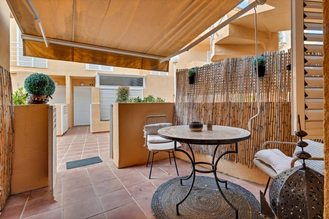Apartamento reformado con piscina cerca del mar - Foto 15