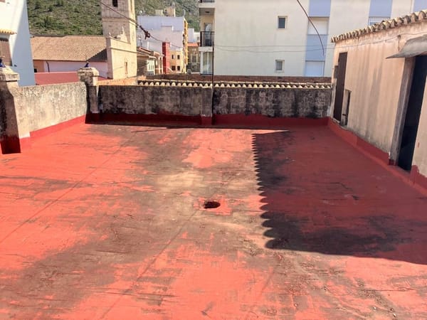 Casa de pueblo con terraza y patio en Pedreguer - Foto 2