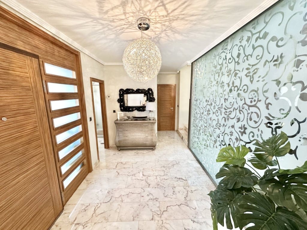 Raum, Licht und Design in einem einzigartigen Haus in Pego - Foto 9