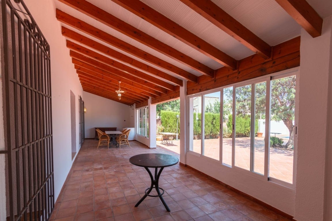 Villa mit 5 Schlafzimmern in Gata de Gorgos zur Langzeitmiete verfügbar. - Foto 2