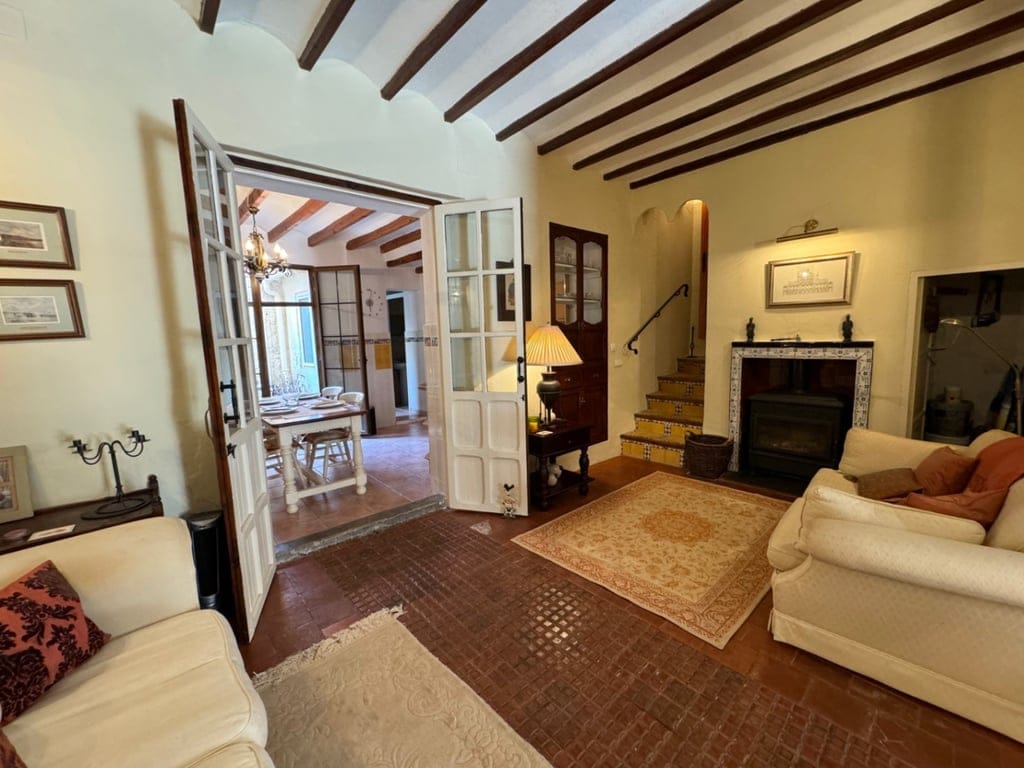 Finca in Tormos in gutem Zustand