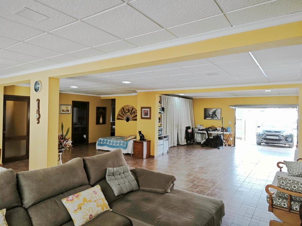 Villa of 270 m2 with pool for sale in Pedreguer, residential area a stone's throw from the center - Foto 24