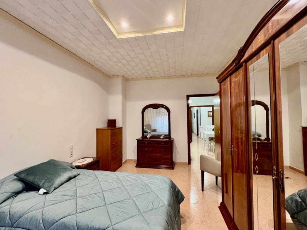 Spacious 3-bedroom apartment in Pedreguer - Foto 8