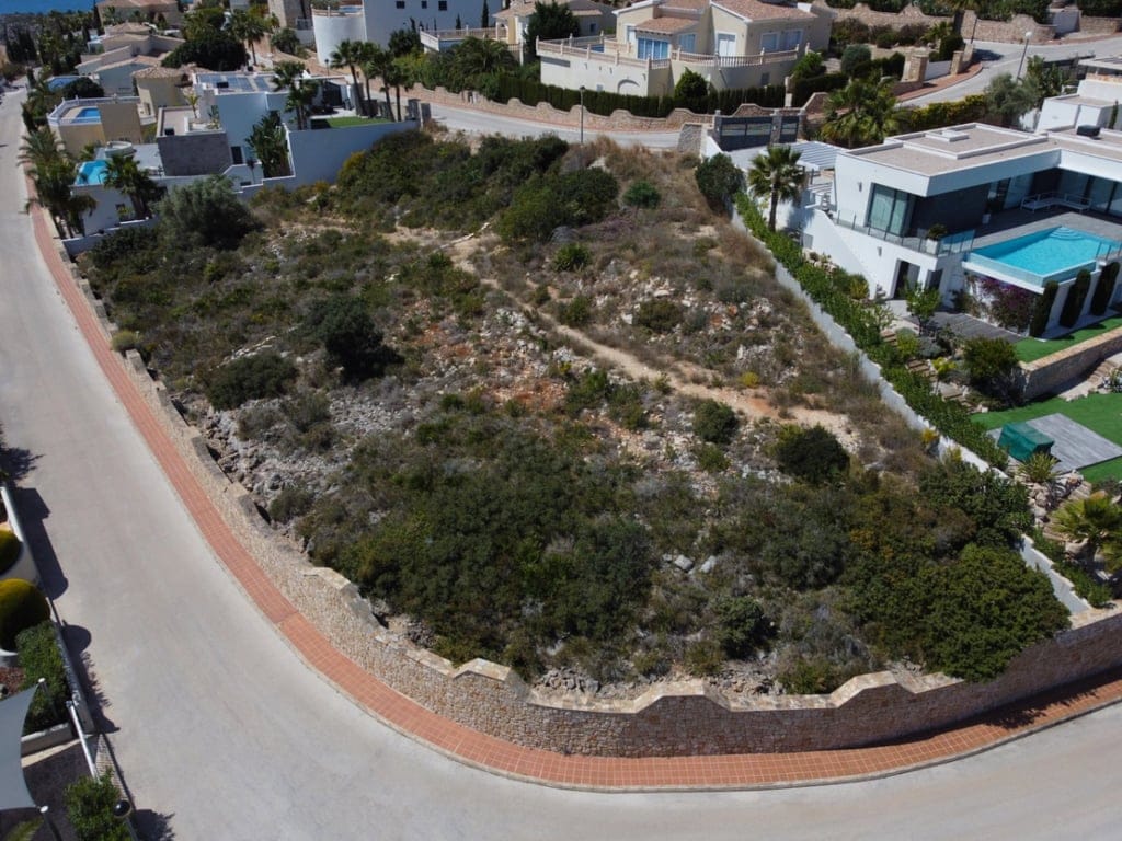 VILLA ARAL: Modern Elegance in Lilies | Seaside Retreat with Sustainable Design - Foto 9