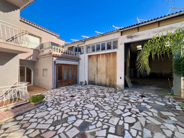 CHALET CON PISCINA, PARKING Y NAVE INDUSTRIAL EN VENTA - Foto 10