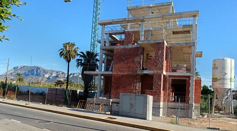 Newly built penthouse in Denia