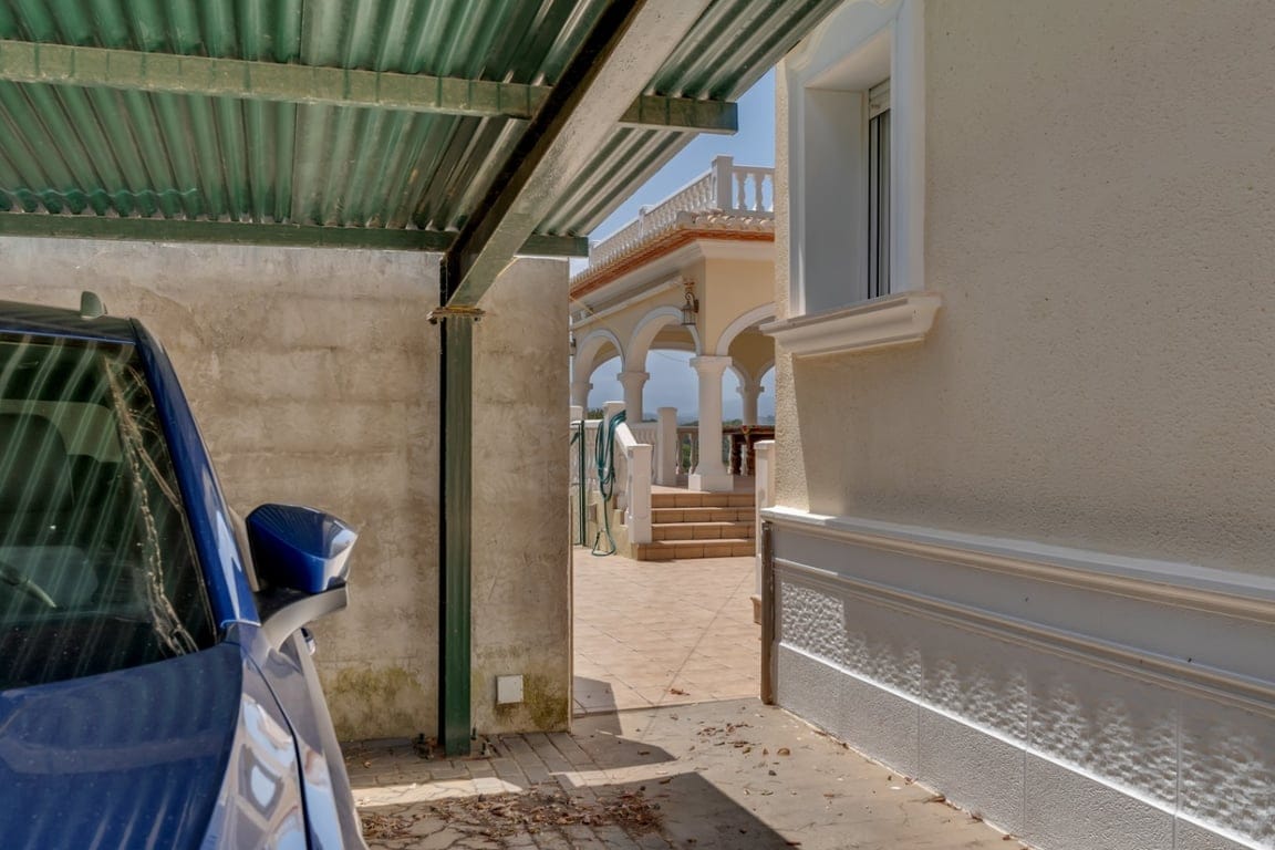 Villa met vrij uitzicht in een rustige omgeving dicht bij het centrum van de stad Jávea - Foto 48