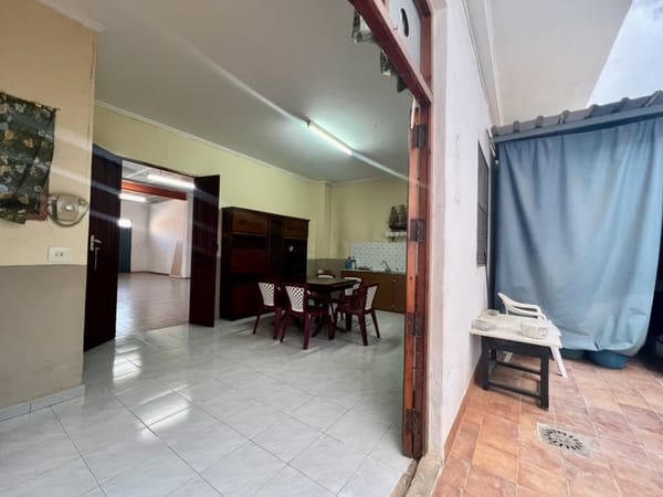Magnífica casa con garaje para varios vehículos - Foto 27