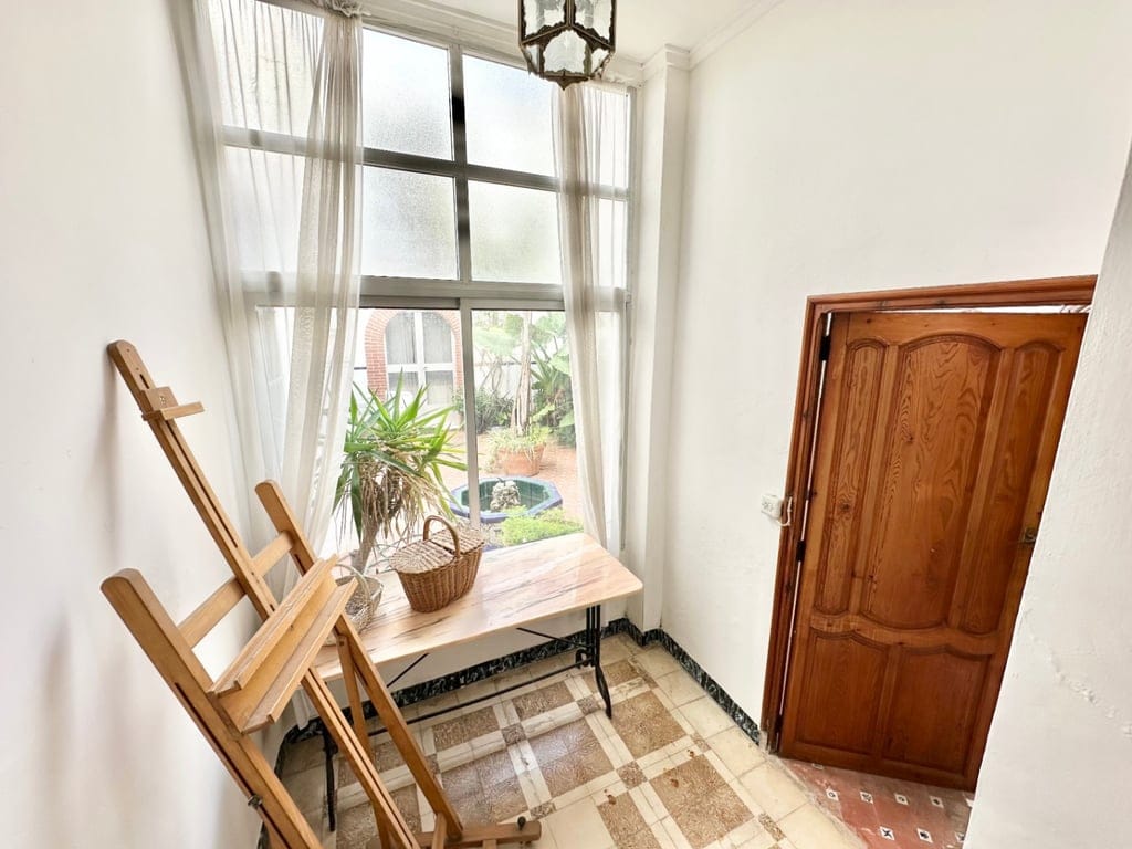 Charmantes Dorfhaus mit großem Innenhof im Zentrum von Pego. - Foto 4