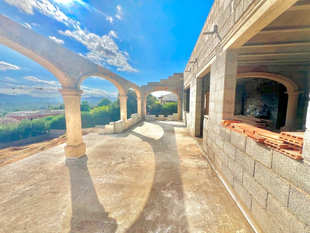 Eigendom met een groot perceel, met een te voltooien constructie, in een gewilde buurt van Jávea. - Foto 9