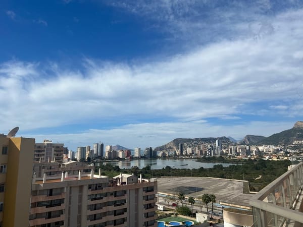Ático Dúplex Exclusivo en Primera Línea de Playa – Vistas Panorámicas al Mar y al Peñón de Ifach - Foto 6