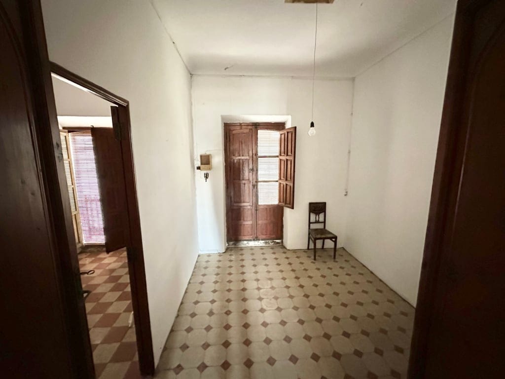 Einfamilienhaus mit über 100 Jahren Geschichte im Altstadtkern von Pego. - Foto 29