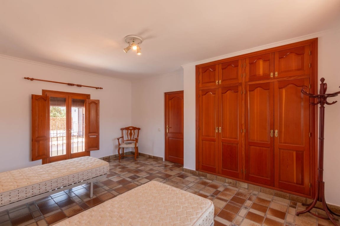 Villa mit 5 Schlafzimmern in Gata de Gorgos zur Langzeitmiete verfügbar. - Foto 23