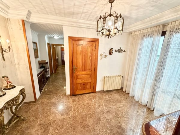 Herrenhaus im Zentrum von Pego: Raum, Privatsphäre und eine exklusive Oase - Foto 35
